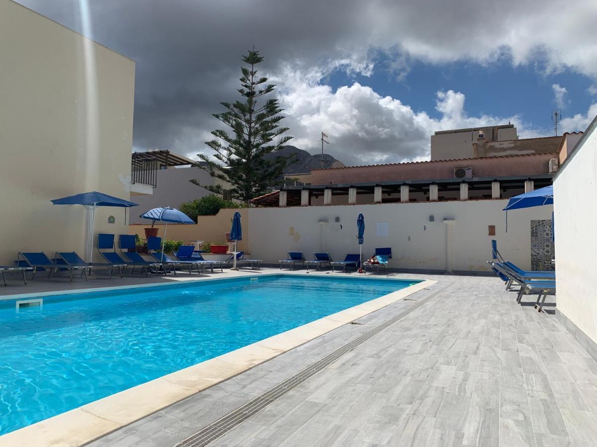 Sicily Home Casa Vacanze Con Piscina San Vito Lo Capo Bagian luar foto