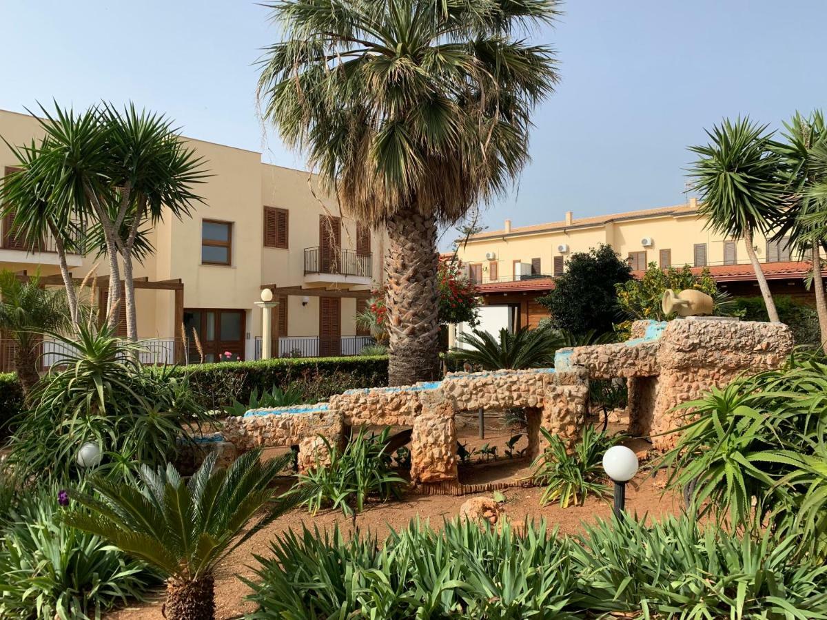 Sicily Home Casa Vacanze Con Piscina San Vito Lo Capo Bagian luar foto